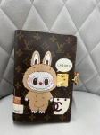 Блокнот Louis Vuitton Артикул LUX-128245. Вид 1