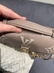 Сумка женская Metis mini Louis Vuitton Артикул LUX-128875. Вид 4