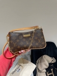 Сумка женская  Louis Vuitton Артикул LUX-129242. Вид 1