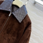 Замшевый бомбер Bottega Veneta Артикул LUX-129319. Вид 2