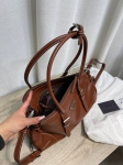 Сумка женская Prada Артикул LUX-130344. Вид 2