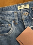 Джинсы Miu Miu Артикул LUX-131348. Вид 2