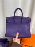 Сумка женская Hermes Birkin, 25 , PHW Togo  Hermes Артикул LUX-131540. Вид 3