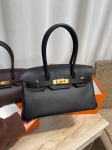 Сумка женская  Birkin Shoulder Light 29 cm Hermes Артикул LUX-132592. Вид 1