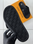 Шлепанцы Louis Vuitton Артикул LUX-132659. Вид 2