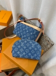 Косметичка  Louis Vuitton Артикул LUX-133007. Вид 1