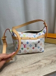 Сумочка-косметичка Louis Vuitton Артикул LUX-133008. Вид 4