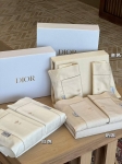 Комплект постельного белья  Christian Dior Артикул LUX-133054. Вид 4