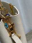 Сумка женская Capucines 27 cm Louis Vuitton Артикул LUX-133654. Вид 8