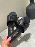 Шлепанцы  Chanel Артикул LUX-134101. Вид 3