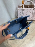 Сумка женская 25 cm Louis Vuitton Артикул LUX-134316. Вид 2