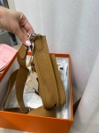 Сумка женская Evelyne 23 cm Clemence leather Hermes Артикул LUX-134328. Вид 4