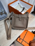 Сумка женская Evelyne 23 cm Clemence leather Hermes Артикул LUX-134323. Вид 6