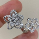 Двойное кольцо с бриллиантами Graff Wild Flower Double Diamond Ring Graff Артикул LUX-134832. Вид 5