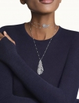 Колье  Plume de Paon от ювелирного дома Boucheron.   Артикул LUX-134833. Вид 1