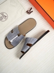 Шлепанцы Hermes из натуральной кожи крокодила Hermes Артикул LUX-134810. Вид 2