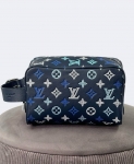 Несессер Louis Vuitton Артикул LUX-134824. Вид 1