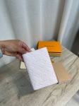 Обложка на паспорт Louis Vuitton Артикул LUX-135052. Вид 1