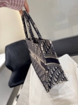 Сумка женская Christian Dior Артикул LUX-135241. Вид 3