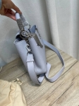 Сумка женская Capucines Louis Vuitton Артикул LUX-135549. Вид 3