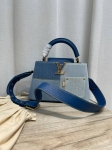 Сумка женская Capucines Louis Vuitton Артикул LUX-135554. Вид 1