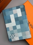 Обложка на паспорт Louis Vuitton Артикул LUX-135604. Вид 2