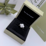 Кольцо  Van Cleef Артикул LUX-135656. Вид 1