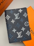 Обложка на паспорт  Louis Vuitton Артикул LUX-135750. Вид 1