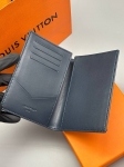 Обложка на паспорт  Louis Vuitton Артикул LUX-135750. Вид 2