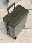 Чемодан Rimowa  Артикул LUX-135904. Вид 3