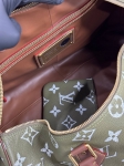 Дорожная сумка  Louis Vuitton Артикул LUX-135905. Вид 3