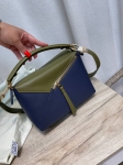 Сумка женская Loewe Артикул LUX-135948. Вид 4