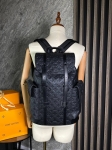 Рюкзак  Louis Vuitton Артикул LUX-135974. Вид 1