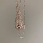 Изысканное  колье с подвеской Plume de Paon Boucheron  Артикул LUX-136156. Вид 4