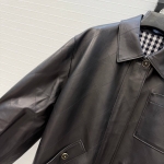 Кожаный бомбер Chanel Артикул LUX-136135. Вид 2