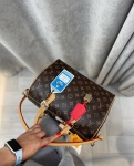 Сумка женская Louis Vuitton Артикул LUX-136157. Вид 1