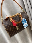 Сумка женская Louis Vuitton Артикул LUX-136157. Вид 2