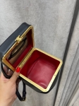 Сумка-кубик  из мягкой телячьей кожи  Celine Артикул LUX-136183. Вид 5