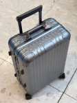 Чемодан Rimowa   Артикул LUX-136198. Вид 4