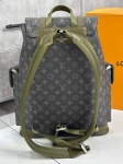 Рюкзак Louis Vuitton Артикул LUX-136351. Вид 5
