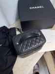 Косметичка  Chanel Артикул LUX-136438. Вид 2