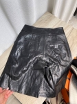 Кожаные шорты Chanel Артикул LUX-136544. Вид 4