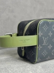 Несессер Louis Vuitton Артикул LUX-136561. Вид 2