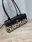  Сумка женская Petit Cabas Chanel Артикул LUX-136835. Вид 2