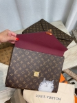 Папка Mark Monogram Reverse Louis Vuitton Артикул LUX-137037. Вид 5