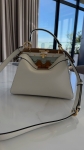 Сумка женская Peekaboo ISeeU из кожи ледяного цвета с интарсией в виде волн Fendi Артикул LUX-137218. Вид 1