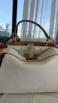 Сумка женская Peekaboo ISeeU из кожи ледяного цвета с интарсией в виде волн Fendi Артикул LUX-137218. Вид 2