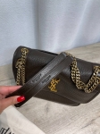 Сумка женская Niki из фактурной кожи Yves Saint Laurent Артикул LUX-137519. Вид 3