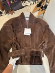 Замшевая куртка The Row Артикул LUX-137600. Вид 3