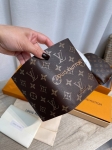 Обложка на паспорт  Louis Vuitton Артикул LUX-137811. Вид 2